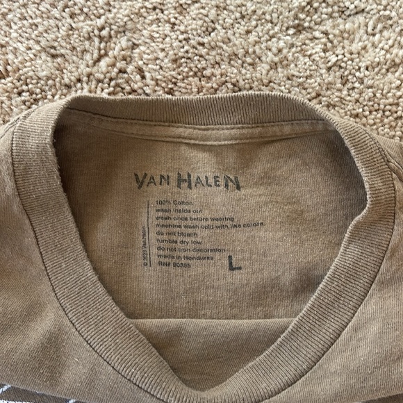 Van Halen graphic tee shirt - Picture 3 of 3